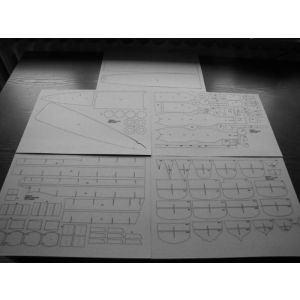 Lasercutset Russischer leichter Kreuzer CZKALOW vo