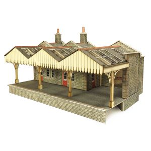 Bahnhofsgebäude (Paketaufgabestelle) aus grauem Stein